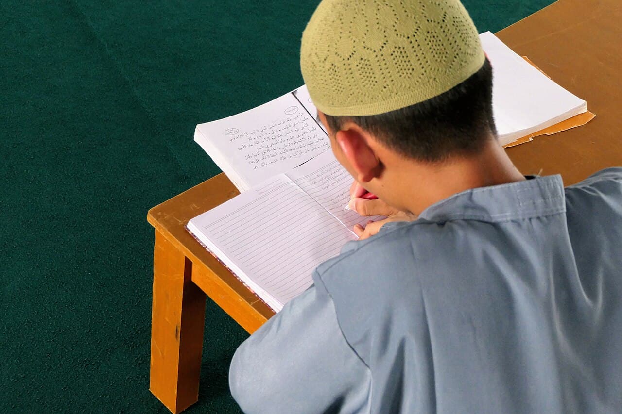 Suasana kajian kitab kuning bersama santri